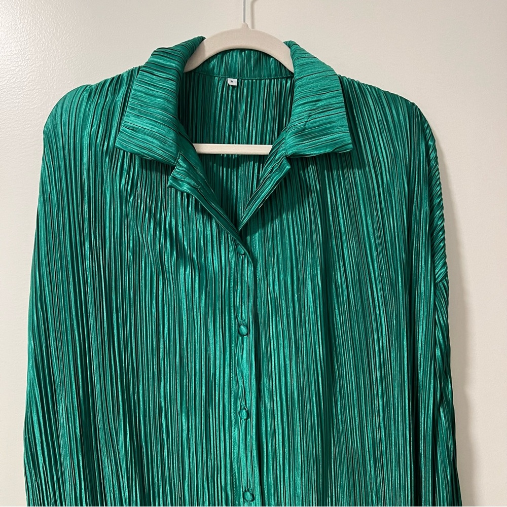 Women’s Green Pleated Oversized Top and Bottom